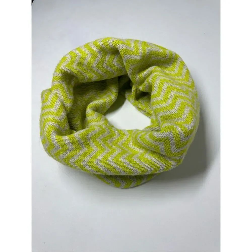 J CREW INFINITY SCARF Snood Wool Blend Neon Green Gray Zig Zag Chevron Knit
